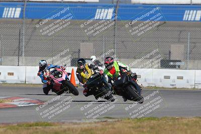 media/Nov-26-2022-Fastrack Riders (Sat) [[b001e85eef]]/Level 1/Session 3 Outside Turn 9/